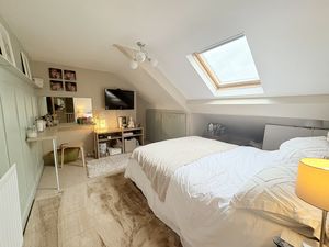 Photo 7- click for photo gallery